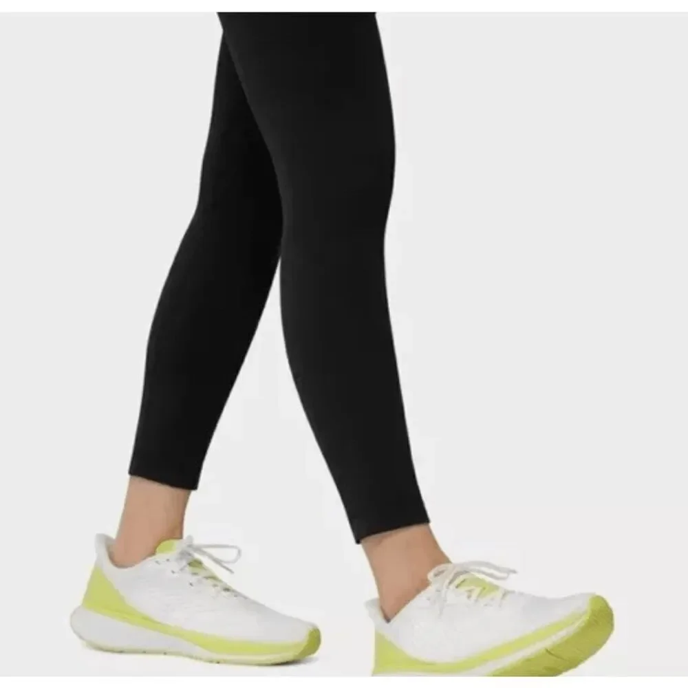 Lane Eight NEW w/ box size 7 the Relay trainers - Key Lime